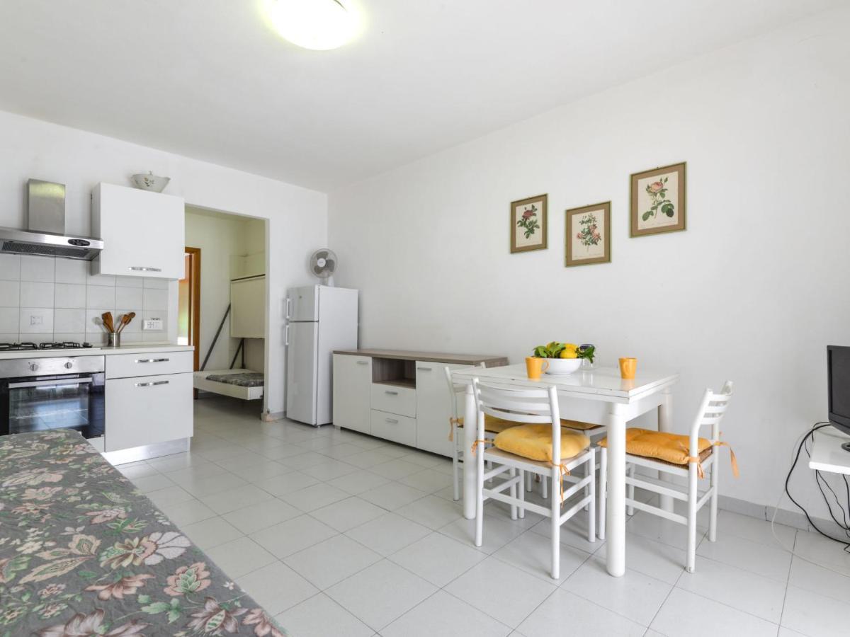 Apartment Cala Rossa-1 By Interhome Nisporto ภายนอก รูปภาพ